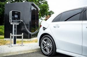 Mercedes-Benz A250 e AMG Line 2020 года  (UK)